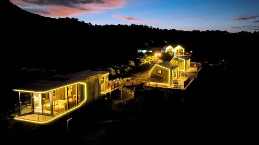 modular homes-space capsule house-premium resort