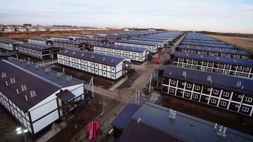 modular homes-CGCH 8000 units container houses in Russia-Chinese supplier